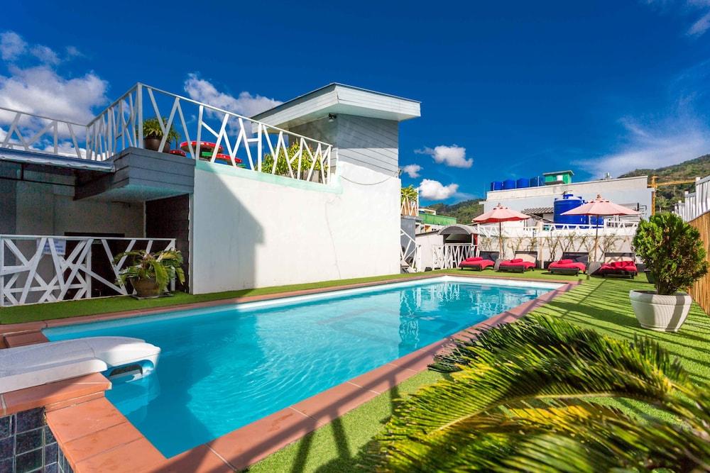 Pj Patong Resortel Exterior photo
